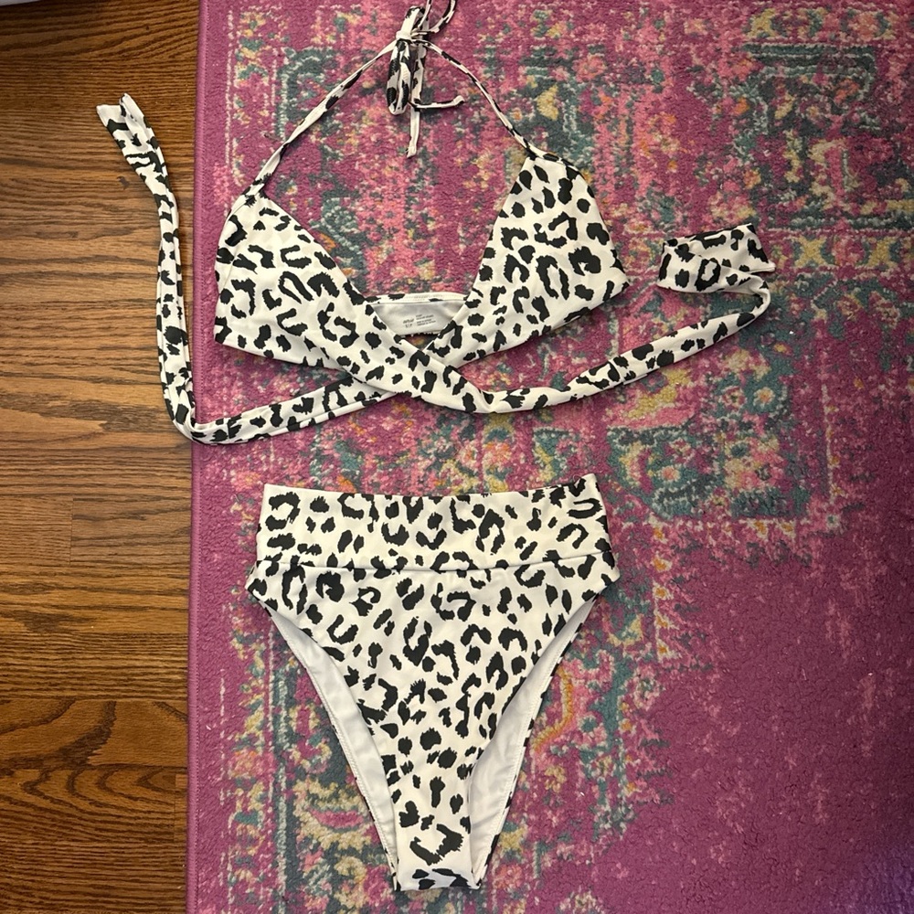 BRAND NEW | Aerie Black and White Animal Print Bikini